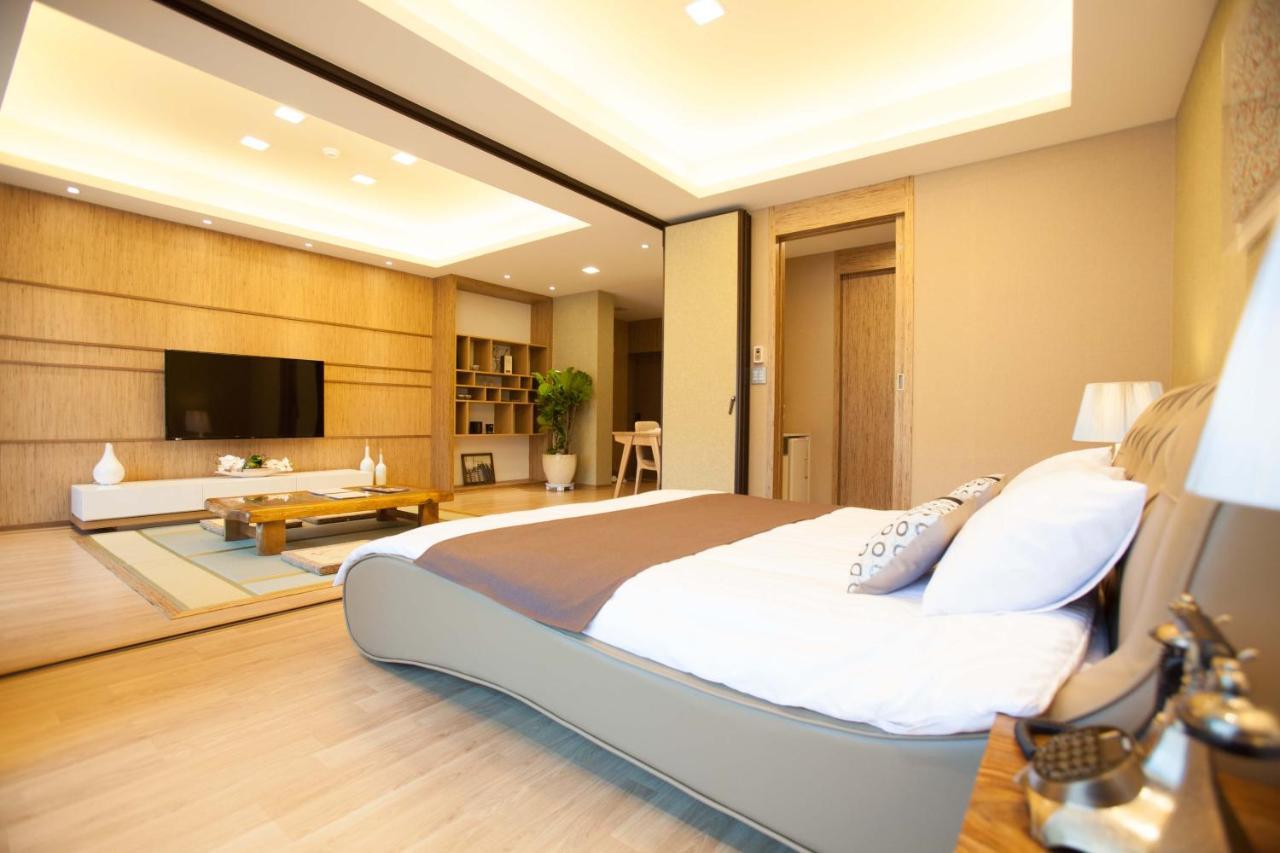 Cheongpyeong Family Hotel Gapyeong Bagian luar foto